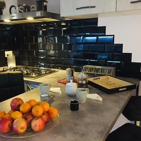 Apartment Da Rita, Vicino H. Gaslini, S.martino,spiagge,stazione Ferroviaria, Free Wi-fi *