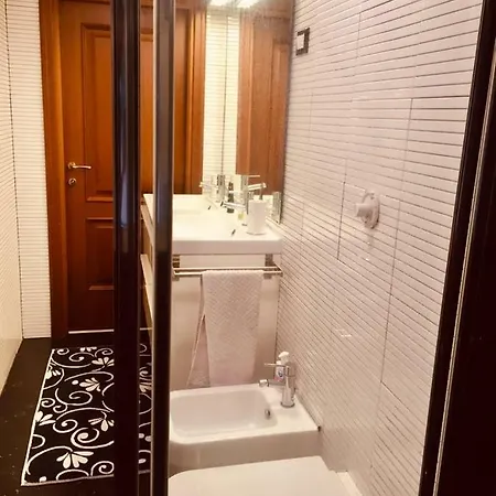 Da Rita, Vicino H. Gaslini, S.martino,spiagge,stazione Ferroviaria, Free Wi-fi Apartamento *